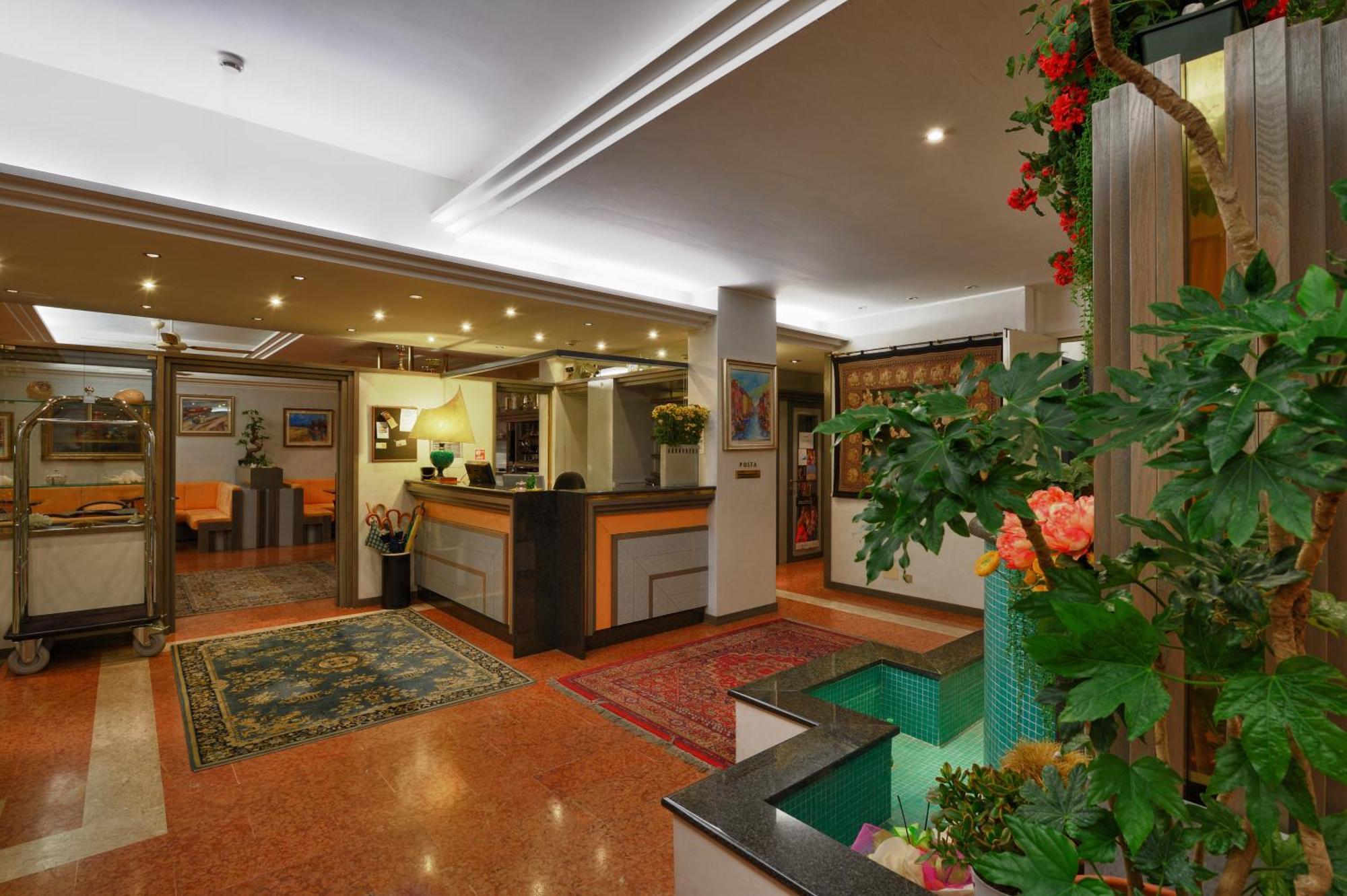 Hotel Niagara Lignano Sabbiadoro Eksteriør billede