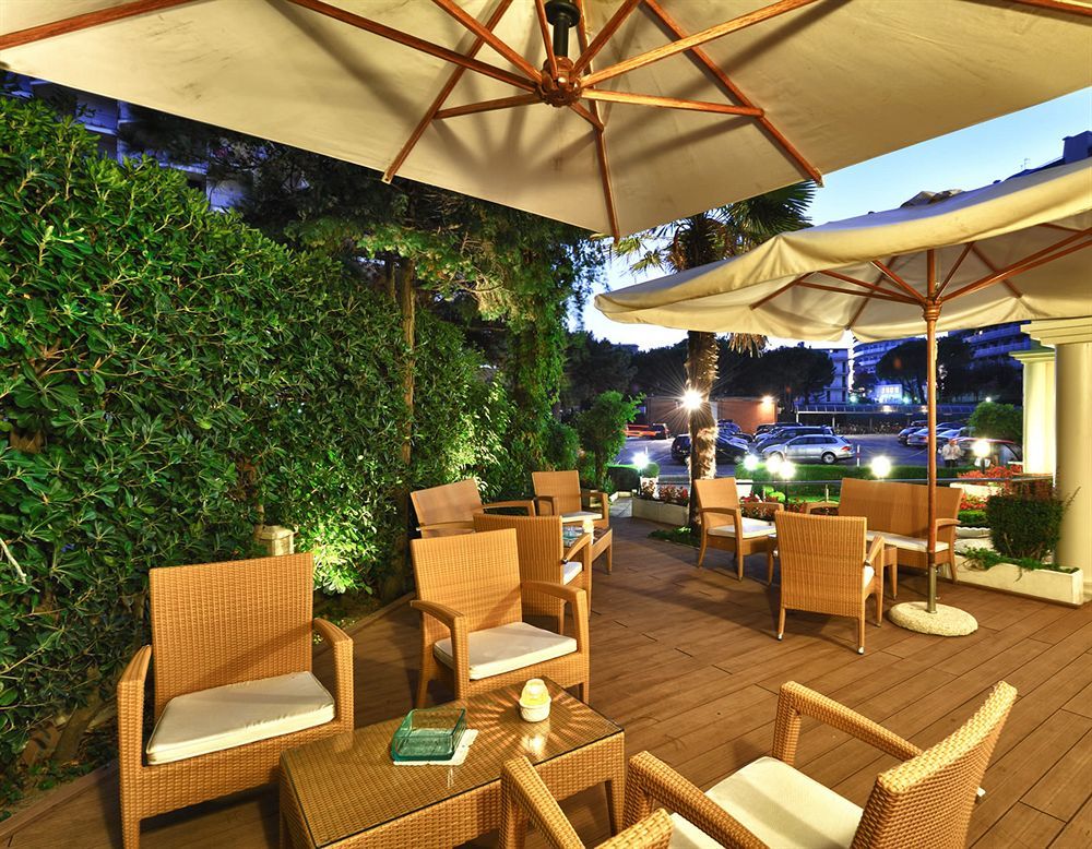 Hotel Niagara Lignano Sabbiadoro Eksteriør billede