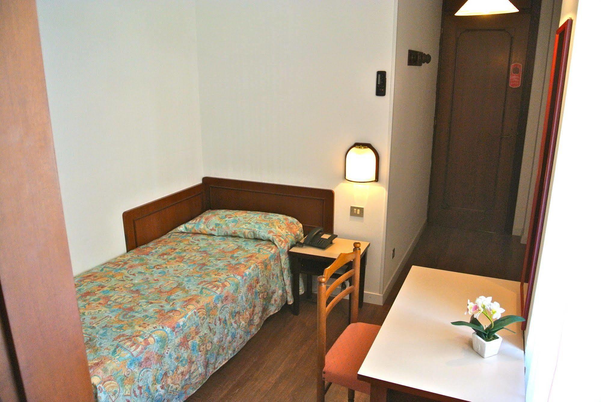 Hotel Niagara Lignano Sabbiadoro Eksteriør billede